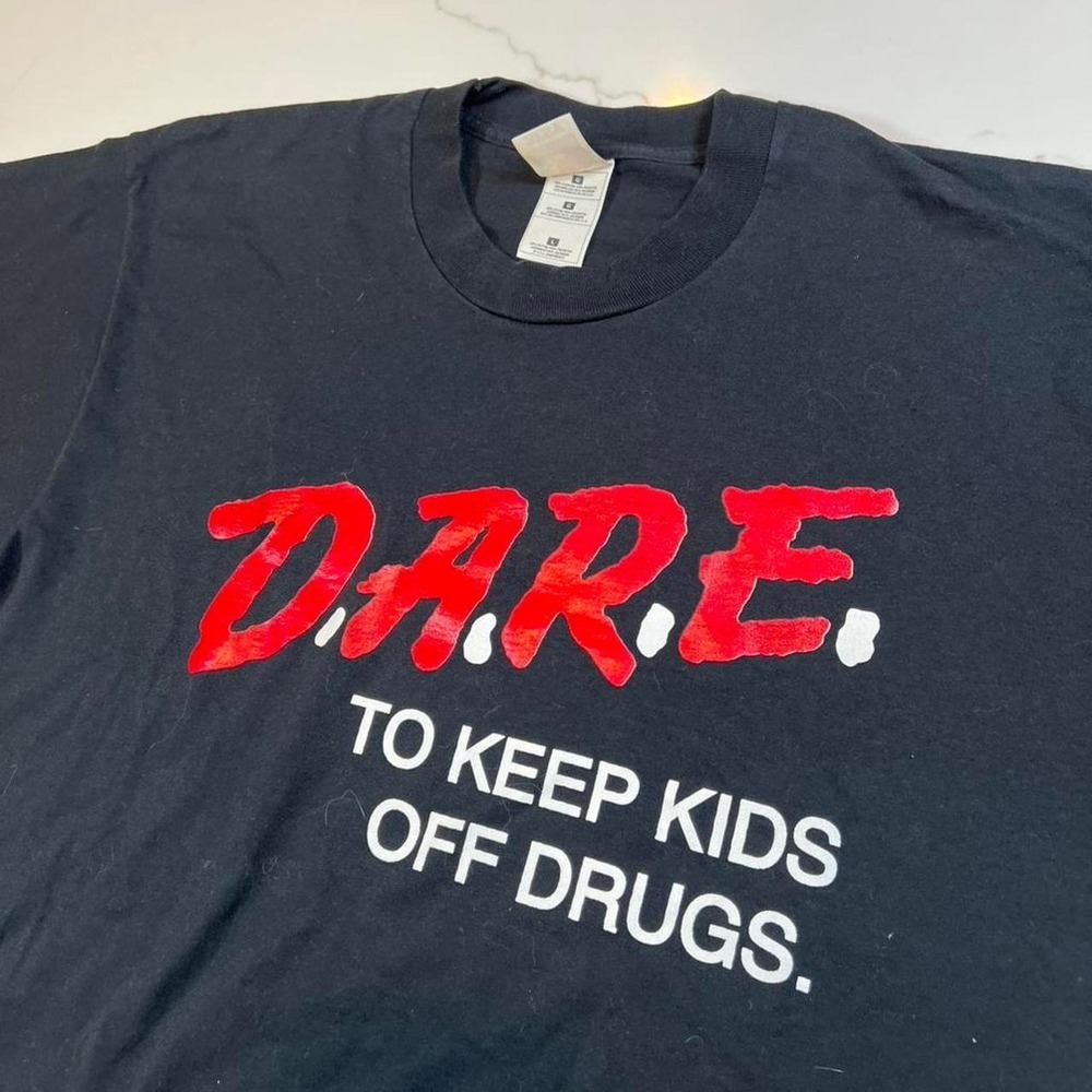 Fruit of the Loom DARE T-Shirt Mens Large Black Vintage 90s Graphic Tee